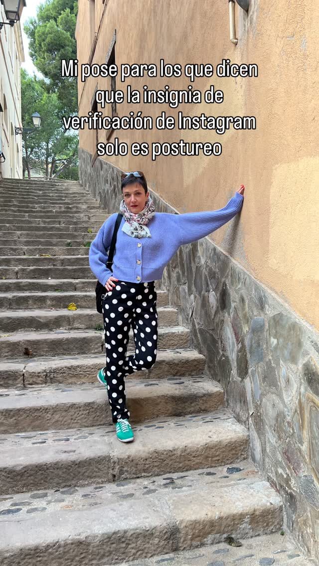 Instagram post from conunpardeerres_socialmedia. This post is in position 3.